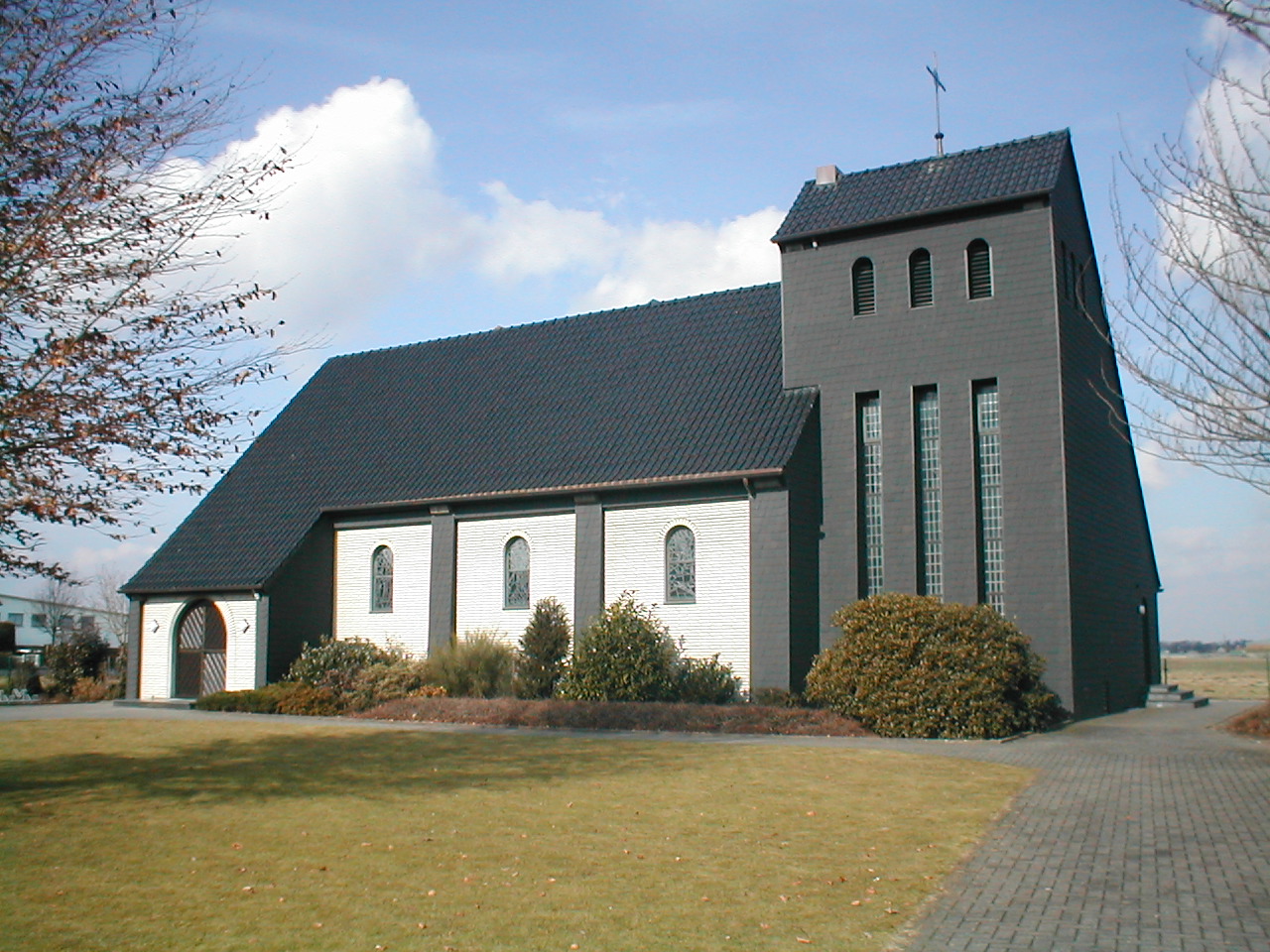 Kirche Lüttelbracht (c) Weggemeinschaft BBB